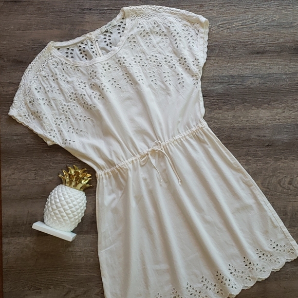 Madewell Dresses & Skirts - Madewell Eyelet Wildfield Dress